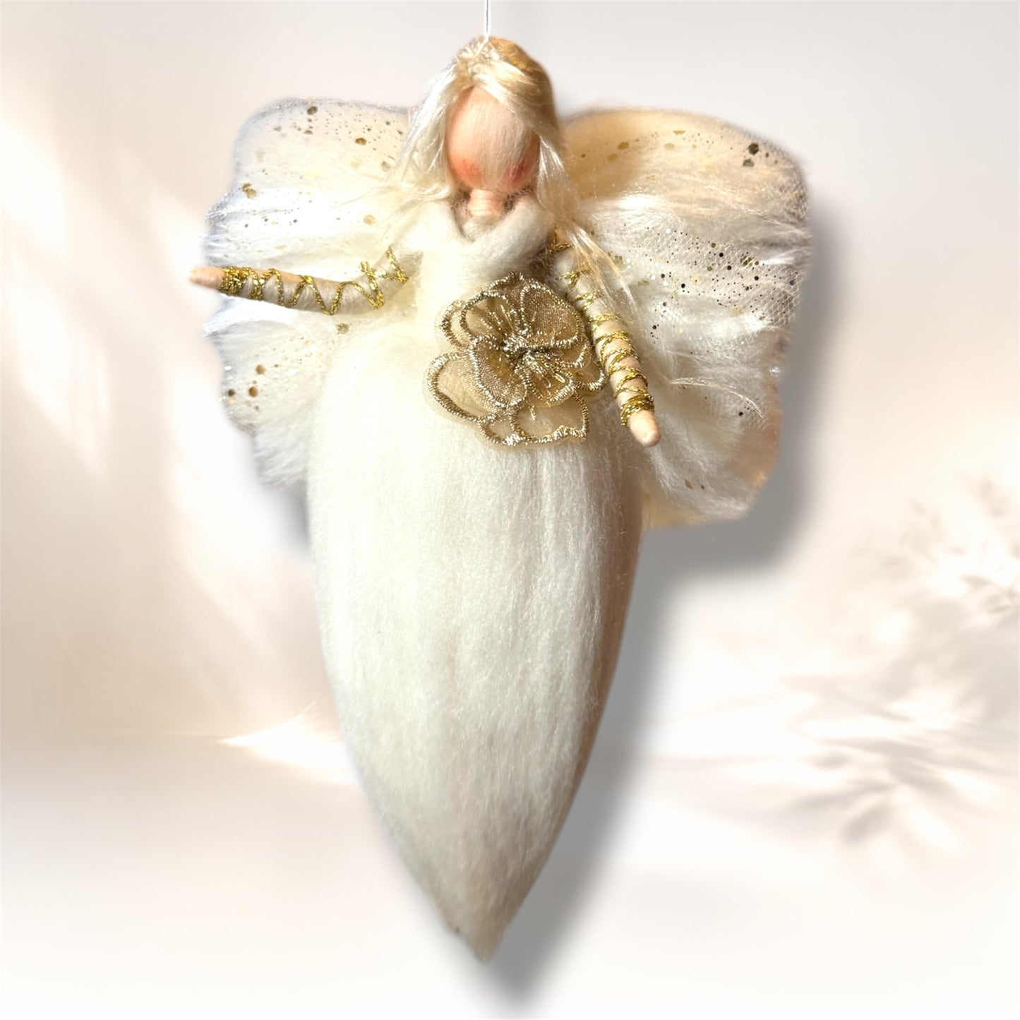 Uldengel, naturhvid, beige og guld | HjerteHvid