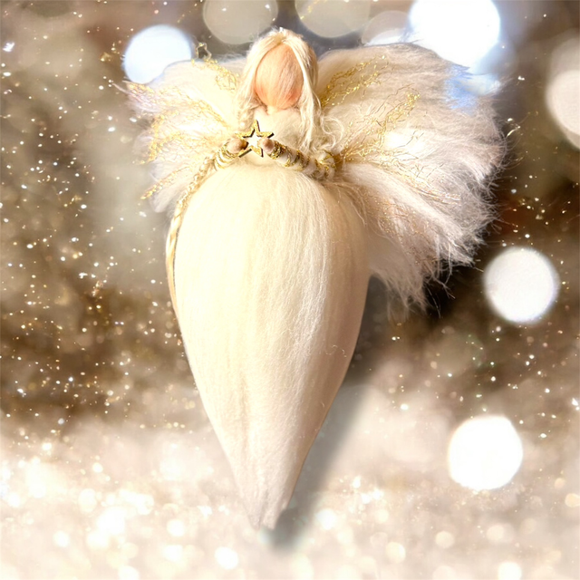 Uldengel, hvid og guld med stjerne