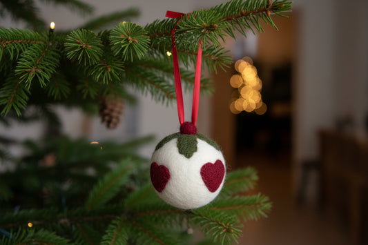 Nålefiltet Julekugle af uld