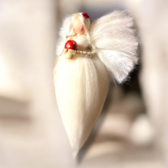 Uldengel, hvid med svamp