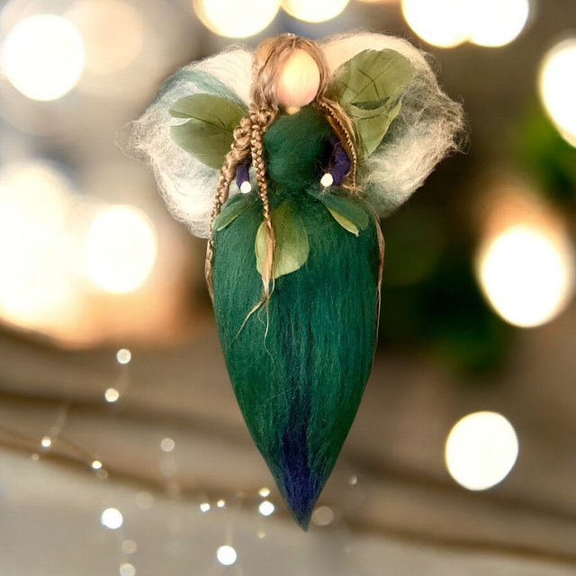 Uldengel/Fe, Grøn med Fjer