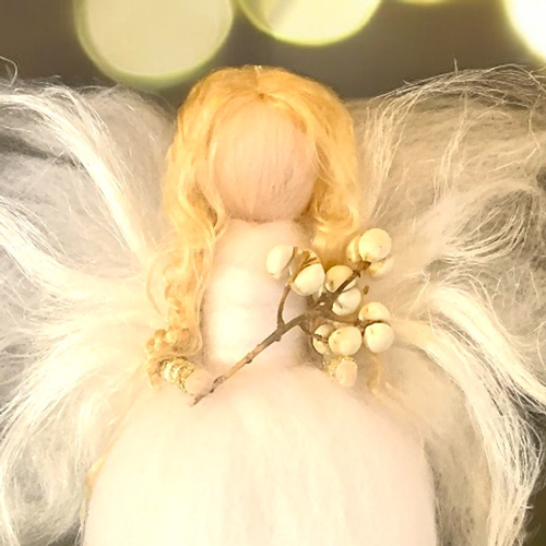 Engel, Hvid med Gyldent hår og Gren med hvide Bær