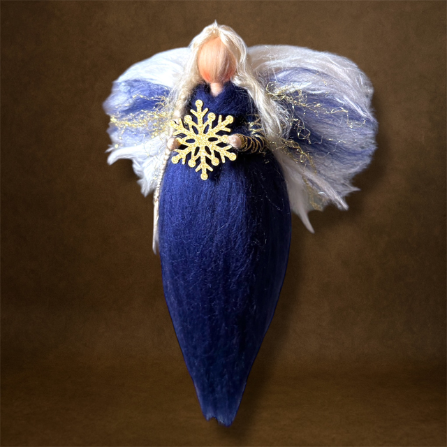 Juleengel, Blå med guld snekrystal