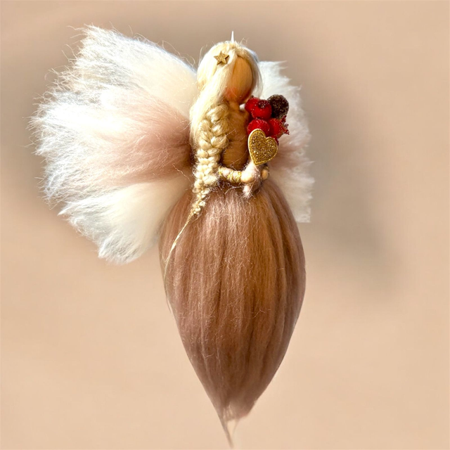 Juleengel, Lerfarvet med Julebuket