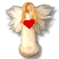 Engel med rødt hjerte  - På træskive